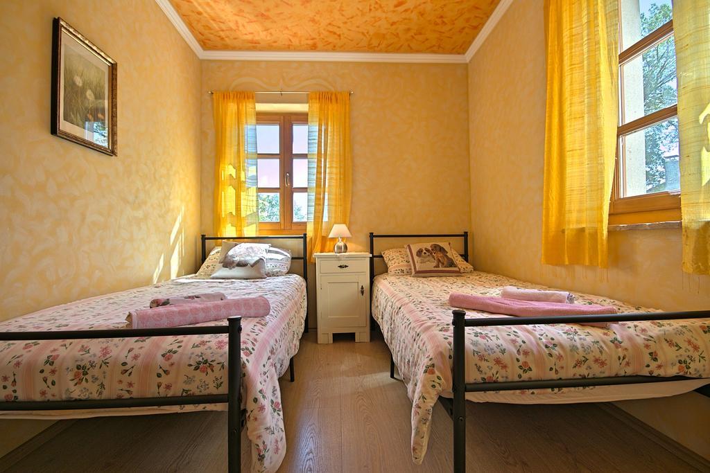 Villa Angela E Giovanni Vizinada ภายนอก รูปภาพ