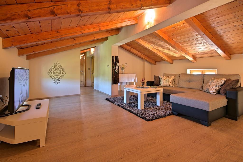 Villa Angela E Giovanni Vizinada ภายนอก รูปภาพ